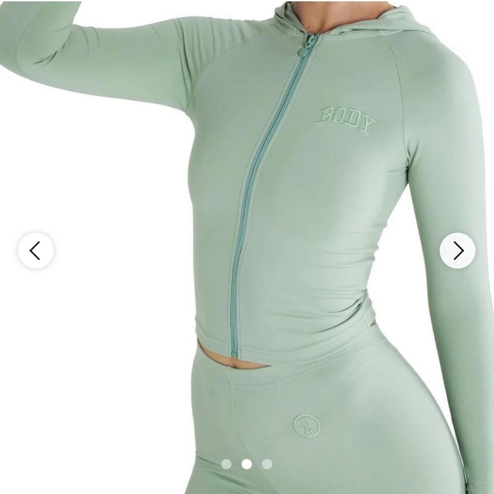 Body by Raven sage green